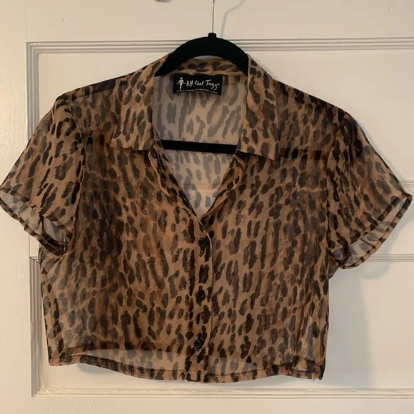 Cropped sheer leopard button up - Picture 1 of 3